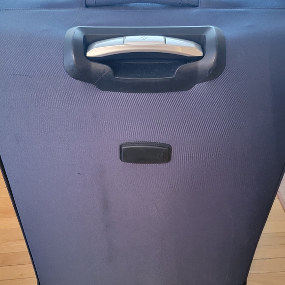 Samsonite Navy Blue Travel Suitcase - Picture 3 of 3